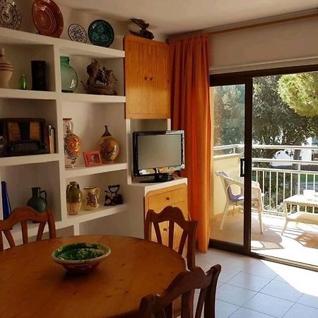 Apartamento Junto Al Mar Con Jardin Comunitario Y Parking Apartamento Platja d'Aro Exterior foto