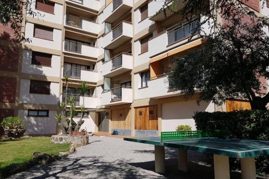 Apartamento Junto Al Mar Con Jardin Comunitario Y Parking Apartamento Platja d'Aro Exterior foto